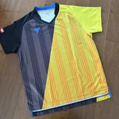 VICTAS 卓球　ウェア ユニフォーム　シャツ　Mヴィクタス