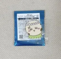 ちいかわ　ラッコ　海辺でダンスなアクリルスタンド