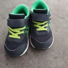 Item thumbnail for item 39e8048e-508d-402b-82e8-2e5f8b4ce1f2