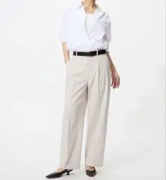 ユニクロ　タックワイドパンツ　ナチュラル　xs
