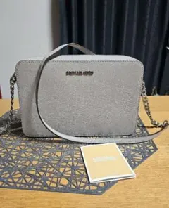 【極美品・ケアカード付】マイケルコース ジェットセット ショルダーバッグ グレー