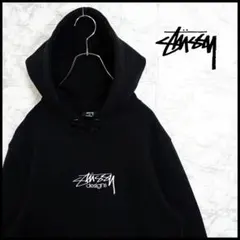 【STUSSY】ロゴ刺繍　裏起毛　プルオーバーパーカー　黒