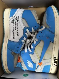 NIKE Off-White AIR JORDAN 1 UNCのサムネイル