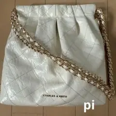 charles＆keith Duoドゥオ チェーンハンドルツーウェイバックパックのサムネイル