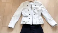 入学式，卒業式の洋服　ママセット　　 アイボリージャケットとネイビーパンツセット