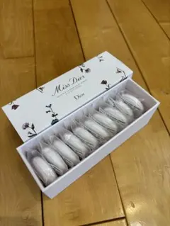 Miss Dior バスボム 10個入り箱入りのサムネイル