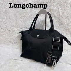 Item thumbnail for item bcc4f8c0-f4f3-4d74-8bbb-ed9992067f9d