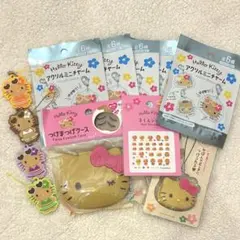 日焼けキティ ラバーストラップ アクリルミニチャーム