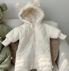 アイボリー クマ耳付きアウター