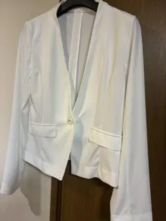 CECILMcBEE ホワイト ノーカラージャケット Mサイズ