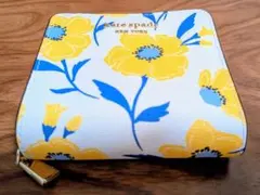 【セット販売】kate spade new york 財布×レザーケアクリームのサムネイル