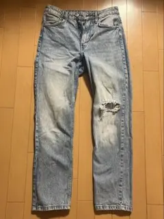 H&M ストレート ダメージ ジーンズ