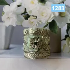 インド刺繍リボン　ポニーフック　ペールグリーン　ビーズ