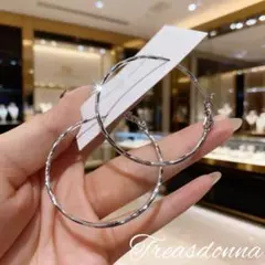 Item thumbnail for item 383c49cd-c46e-48ea-8673-9b5e92ecb74f