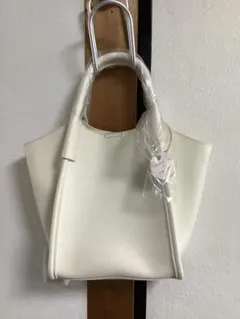 Item thumbnail for item b1f030b6-3df9-415e-962e-7ad52b8eab5a