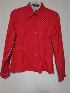 tommy jeans 赤 長袖シャツ