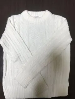 ニットのサムネイル