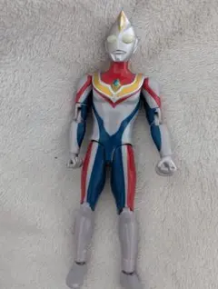最終値下げ　ウルトラアクションフィギュア ウルトラマンダイナ フラッシュタイプのサムネイル