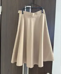 ROPE リバーシブル膝丈フレアスカート ベージュ レッドのサムネイル