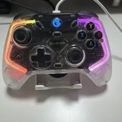 （最終セール）GAMESIR RGBライティング ゲームコントローラーのサムネイル