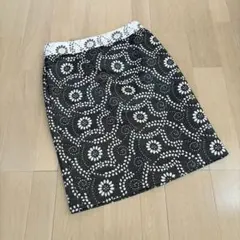 バナナリパブリック タイトスカート ネイビー 白 花柄 11号 バナリパ