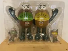 非売品ゼスプリ　キウイブラザーズ　特大フィギュア＋小フィギュア