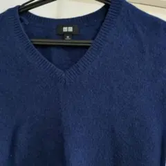UNIQLO ネイビー Vネックセーター XS　毛１００％で暖かい