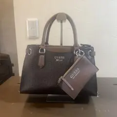 GUESS ゲス 2WAY ハンドバッグ モノグラム ブラウン ポーチ付き 美品