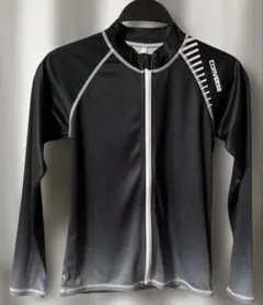 9)【新品】 CONVERSE 長袖グラデーション ラッシュガード 150