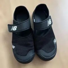 New Balance ニューバランス　 キッズサンダル　ブラック　20cm