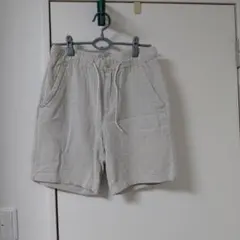 ZARA リネン混　ショートパンツ ベージュ Mサイズのサムネイル