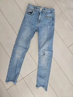 ZARAキッズ ダメージデニム 120 着用写真有り