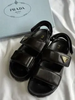 PRADA ナッパレザーサンダル【最終値下げ】のサムネイル