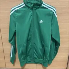 adidas トラックジャケット 緑