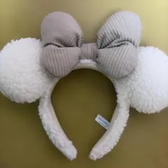 【美品】東京ディズニーリゾート カチューシャ ボア ベージュのサムネイル