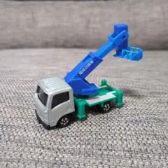 トミカ いすゞエルフ 橋梁点検車
