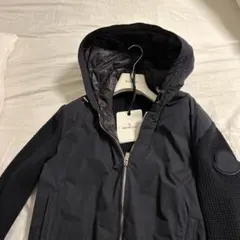 MONCLER ネイビー ダウンジャケット フード付き