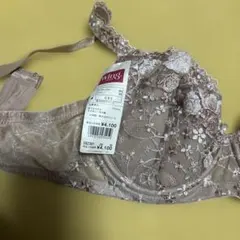 Item thumbnail for item 445aab22-d36c-4e82-824f-1f8c35dc860e