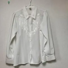 Item thumbnail for item e8d4b566-0c72-406b-8624-89c89ad051ac