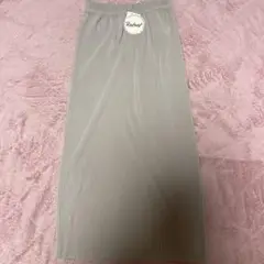 プリーツナロースカート