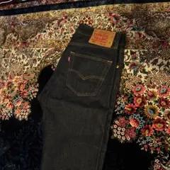 Levi's 501 ダークブルー ストレートデニムw32 Lは短めです。