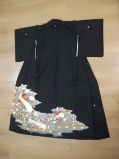 黒留袖 孔雀 牡丹 金彩 礼装 着物 作家物