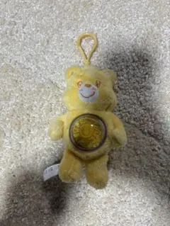 ポップマート　Cozy Life ケアベア　キーホルダー　イエロー