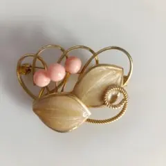 昭和レトロなブローチ