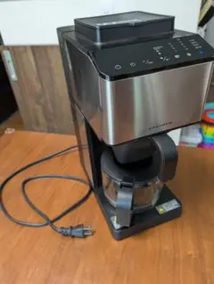 新品、未使用品　レコルト コーン式全自動コーヒーメーカー RCD-1 Amazon | レコルト コーン式全自動コーヒーメーカー RCD-1