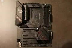 ROG STRIX B550-F GAMING マザーボードのサムネイル