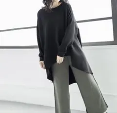 オズモーシス　バックロングプルオーバー