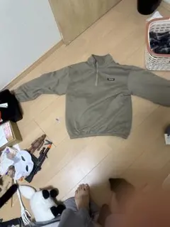 カーキ ハーフジップ フリース トレーナー
