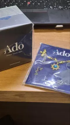 Ado よだか スノードーム - メルカリ