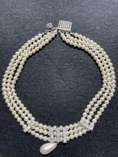 エレガント 3連パール調チョーカー ネックレス